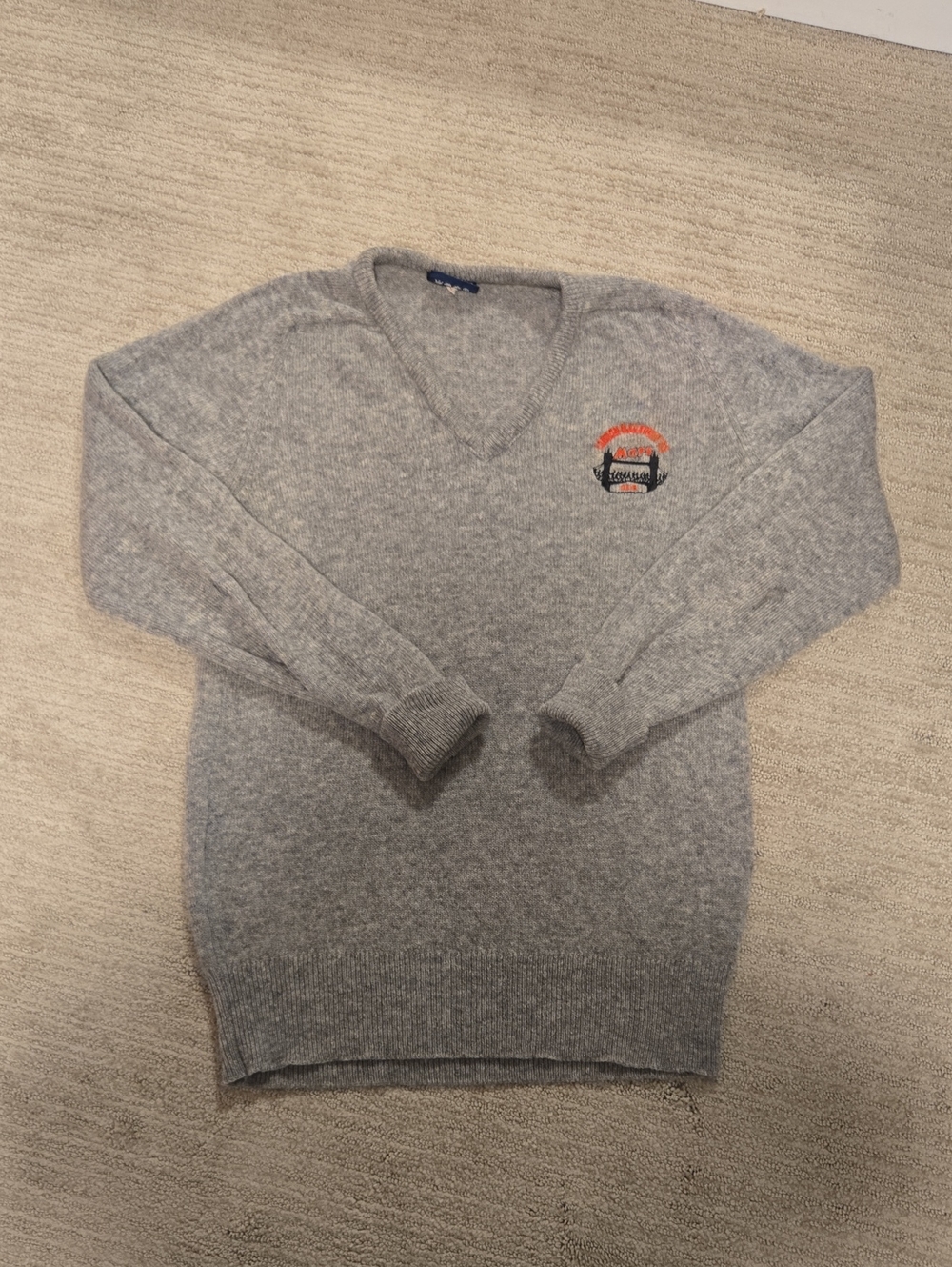 Vintage Lambswool 1985 London Marathon V-Neck Sweater-Gray